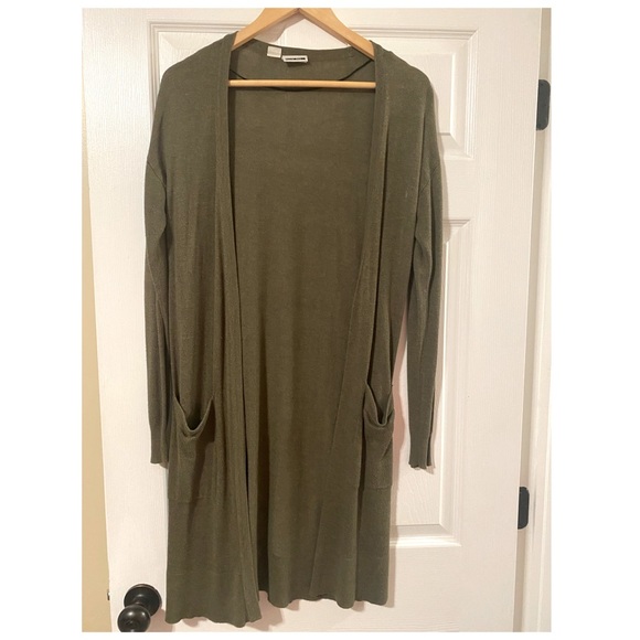 Size S, green Long sleeved long cardigan. - Picture 1 of 2
